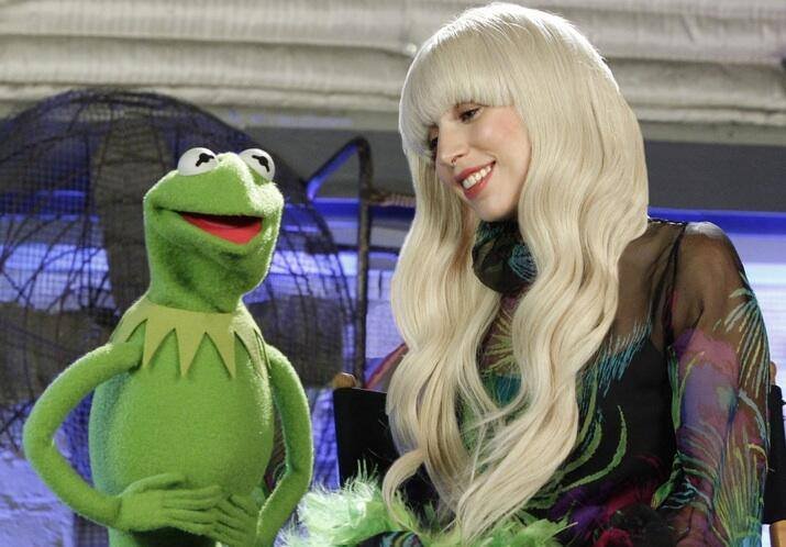 Lady Gaga útočí s kamarádem Lady Gaga útočí s kamarádem