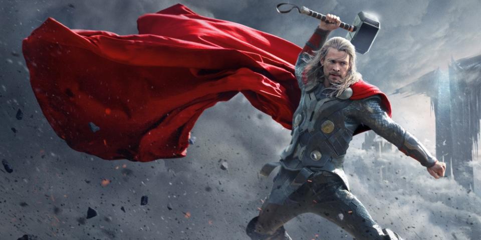 10) Thor (2011-???) – Marvelácká série s bohem hromu a jeho zákeřným bratrem Lokim 10) Thor (2011-???) – Marvelácká série s bohem hromu a jeho zákeřným bratrem Lokim