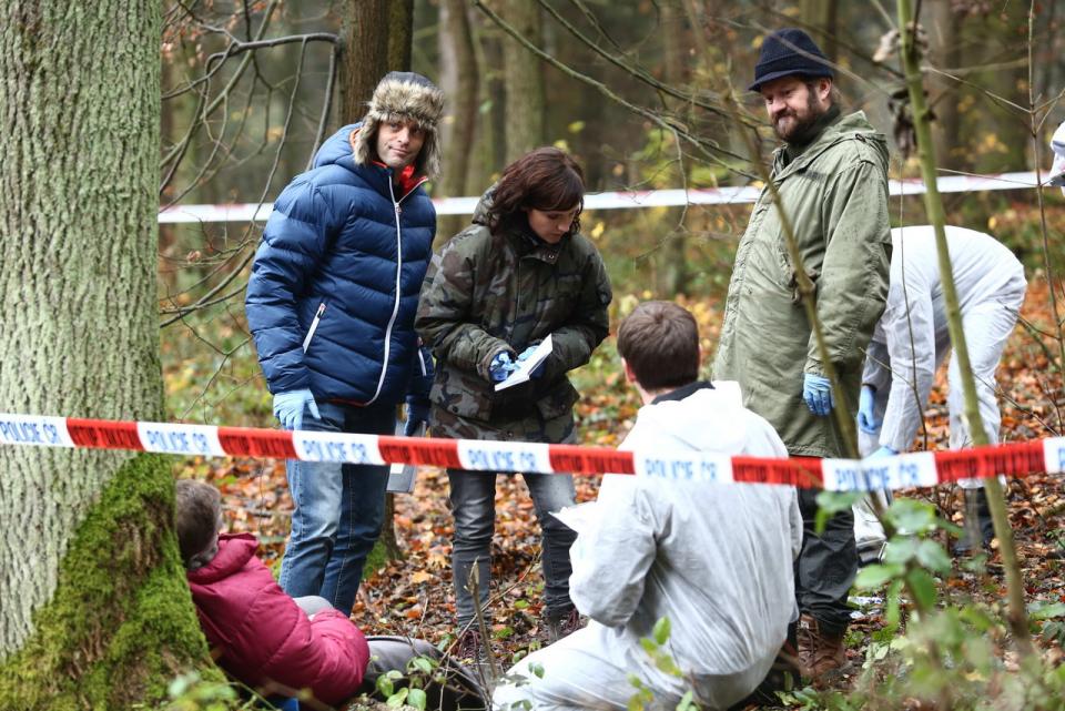 Stopy z města opět vedou na venkov. Stopy z města opět vedou na venkov.