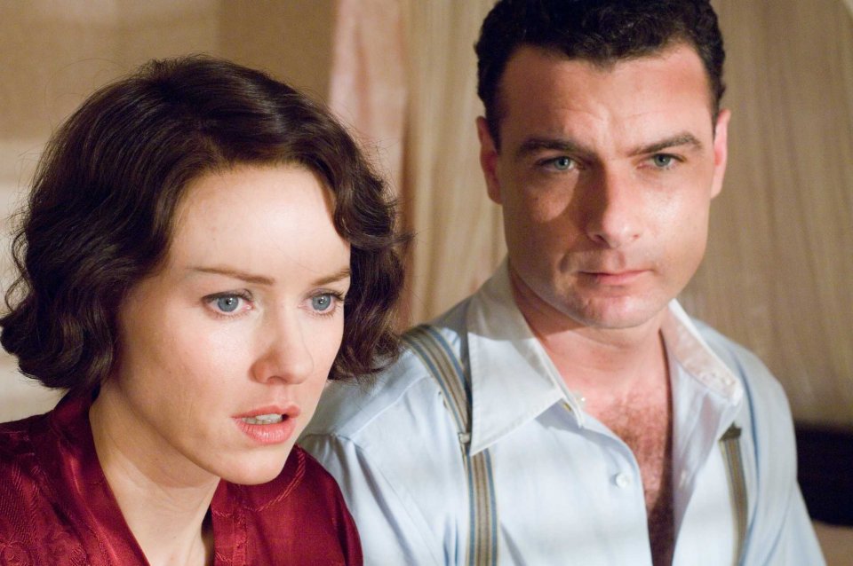 Záběry z filmu Barevný závoj Záběry z filmu Barevný závoj