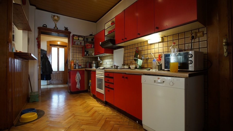 Pohled směrem do předsíně Pohled směrem do předsíně