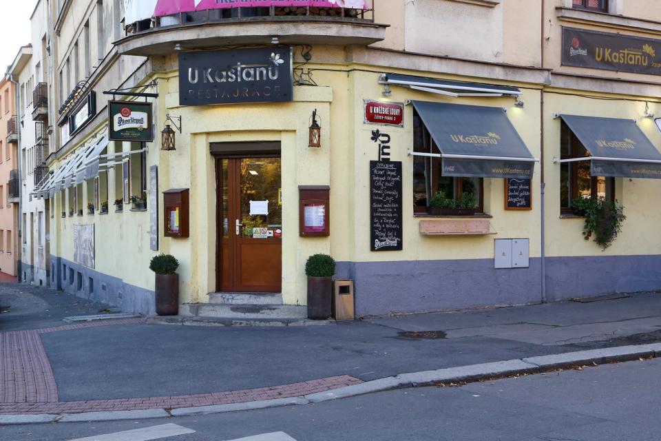 Po dlouhé době se šéf podívá zase do pražského podniku. Po dlouhé době se šéf podívá zase do pražského podniku.