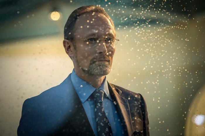 Záběry z filmu Sherlock Poslední přísaha Záběry z filmu Sherlock Poslední přísaha