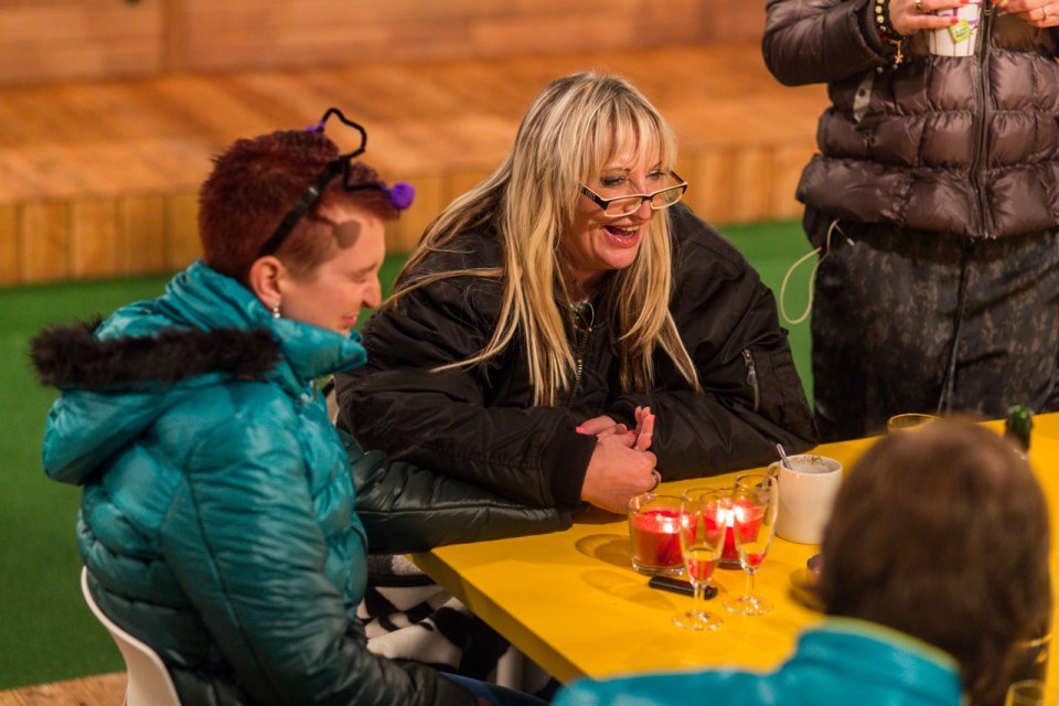 Divoké karty - Regina a Jafar - Obrázek 14 Divoké karty - Regina a Jafar - Obrázek 14