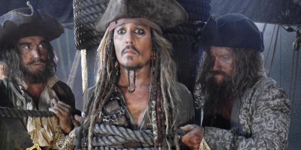 Piráti z Karibiku: Mrtví muži mnoho nepoví (25. května 2017) – Jack Sparrow popáté, v novém filmu ho čeká hledání mocného Poseidonova trojzubce Piráti z Karibiku: Mrtví muži mnoho nepoví (25. května 2017) – Jack Sparrow popáté, v novém filmu ho čeká hledání mocného Poseidonova trojzubce
