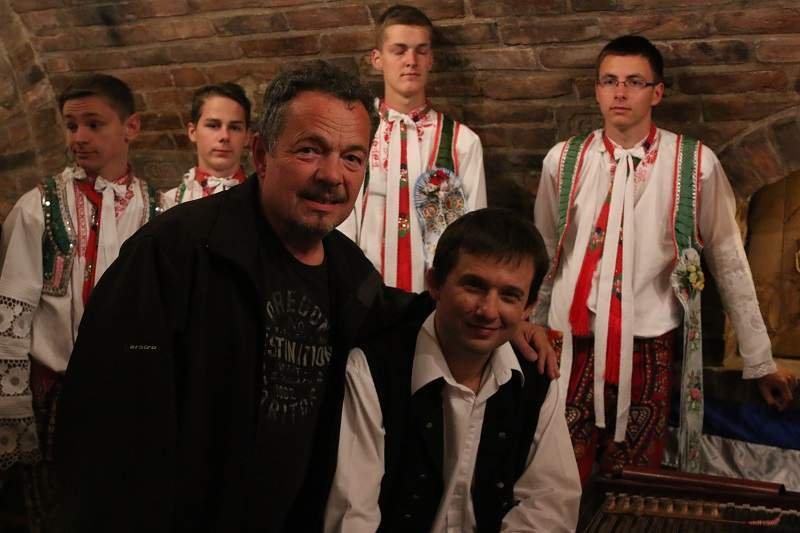 Nejen kroje, ale i zpěv ozvláštní 2. epizodu Nejen kroje, ale i zpěv ozvláštní 2. epizodu