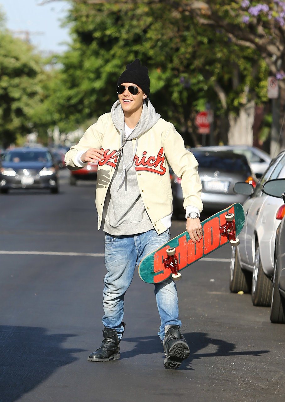 Justin Bieber skate - Obrázek 3 Justin Bieber skate - Obrázek 3