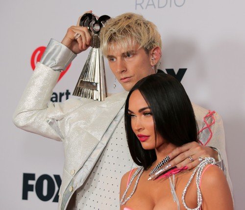 Machine Gun Kelly a Megan Fox na cenách iHeartRadio Machine Gun Kelly a Megan Fox na cenách iHeartRadio