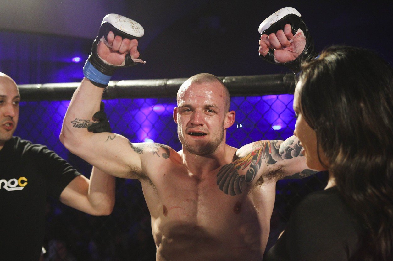 Nyní se věnuje zejména zápasům MMA. Nyní se věnuje zejména zápasům MMA.