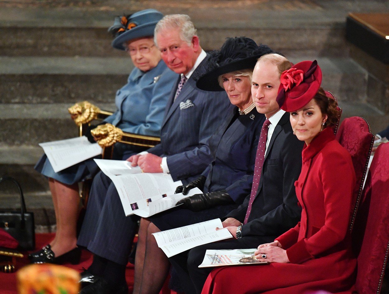 Princ Charles se nakazil koronavirem. 6 Princ Charles se nakazil koronavirem. 6