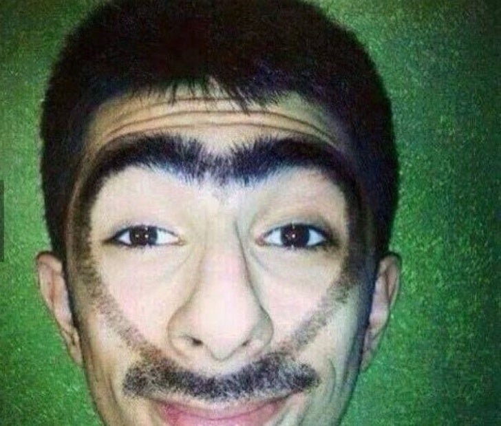 Nejšílenější obočí 12 Nejšílenější obočí 12
