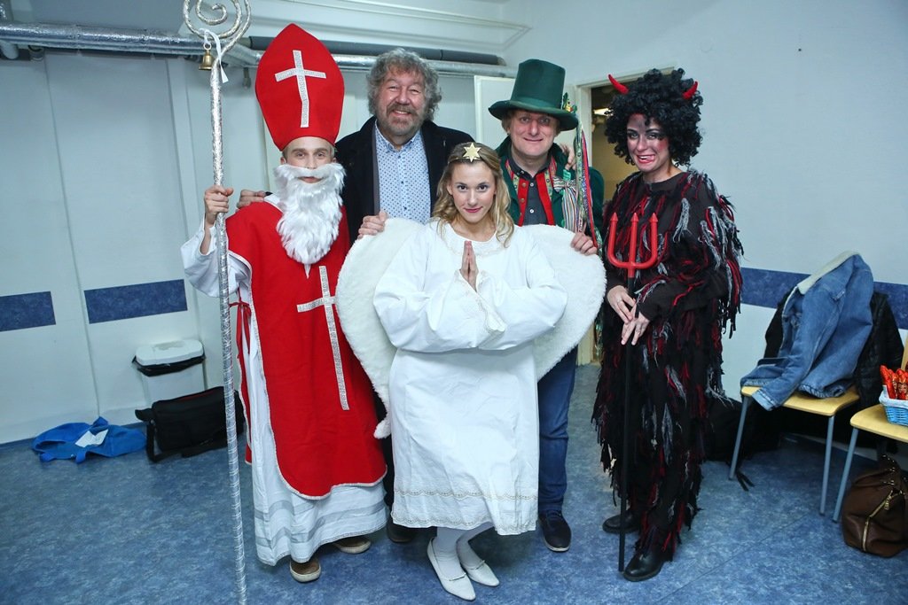 Mikuláš, čert, anděl a vodník Mikuláš, čert, anděl a vodník