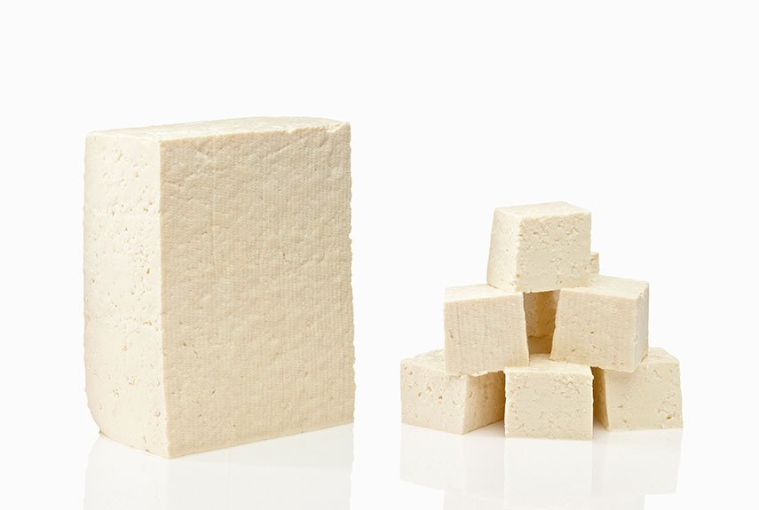 Tofu. Společně s výrobky ze sóji tofu obsahuje fytoestrogeny, které mohou podobně jako lékořice způsobit pokles testosteronu, a tím i sexuální touhy. Zdravou večeři si tak raději dejte, pokud neplánujete žhavý večer. Tofu. Společně s výrobky ze sóji tofu obsahuje fytoestrogeny, které mohou podobně jako lékořice způsobit pokles testosteronu, a tím i sexuální touhy. Zdravou večeři si tak raději dejte, pokud neplánujete žhavý večer.