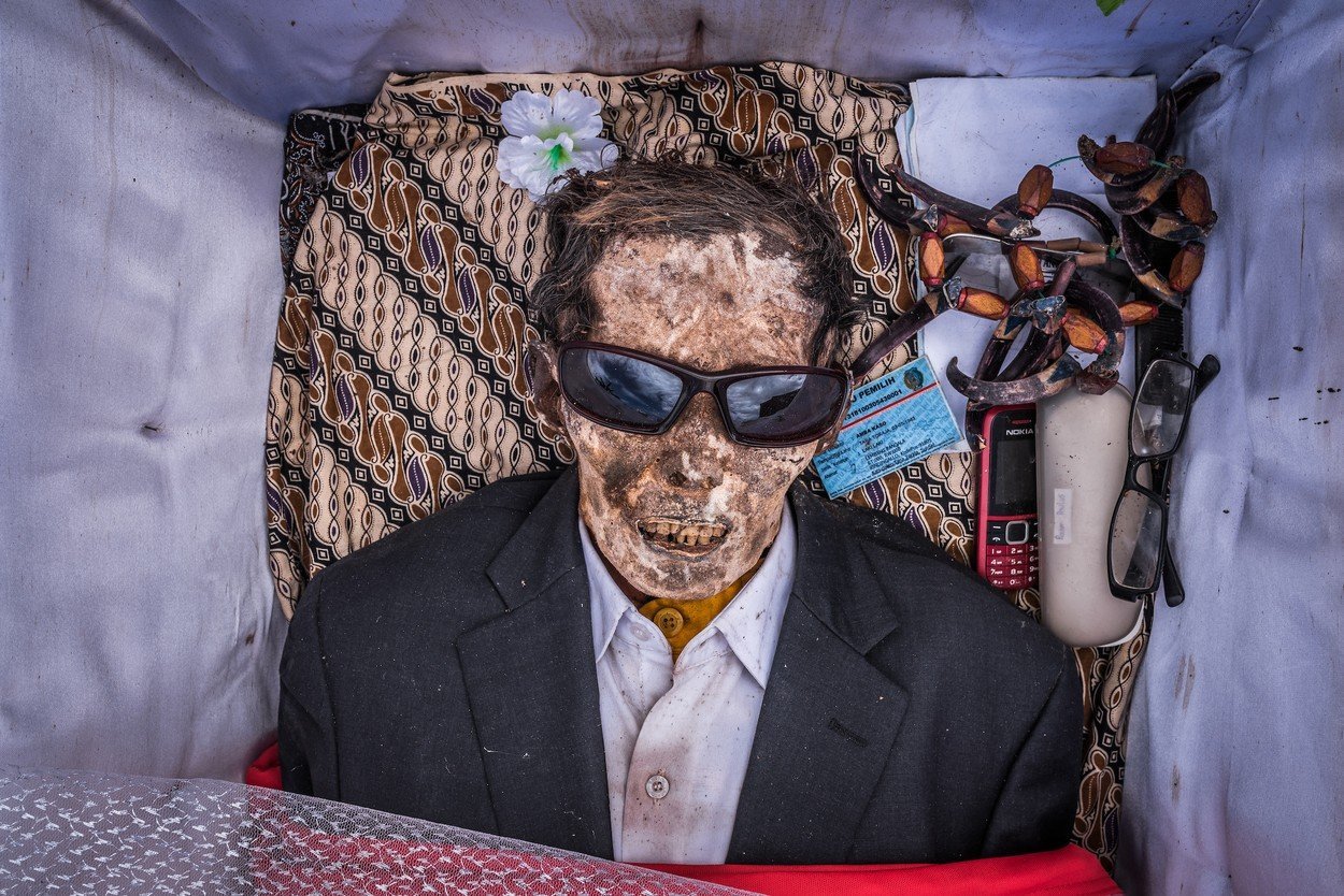 Morbidní rituál s mrtvými 9 Morbidní rituál s mrtvými 9