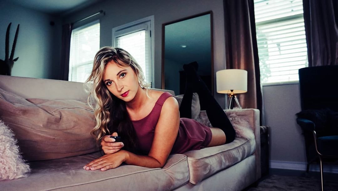 Allie Eve Knox Allie Eve Knox