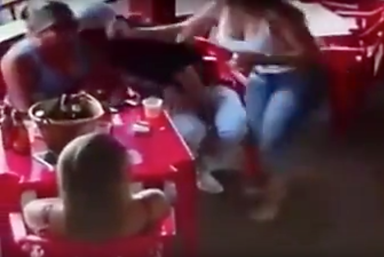 Ten ale ušetřený taky nebyl. Ten ale ušetřený taky nebyl.