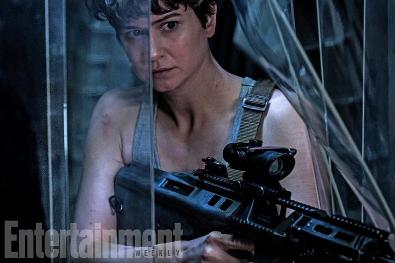 První fotka "nové Ripleyové" v podání Katherine Waterston První fotka "nové Ripleyové" v podání Katherine Waterston
