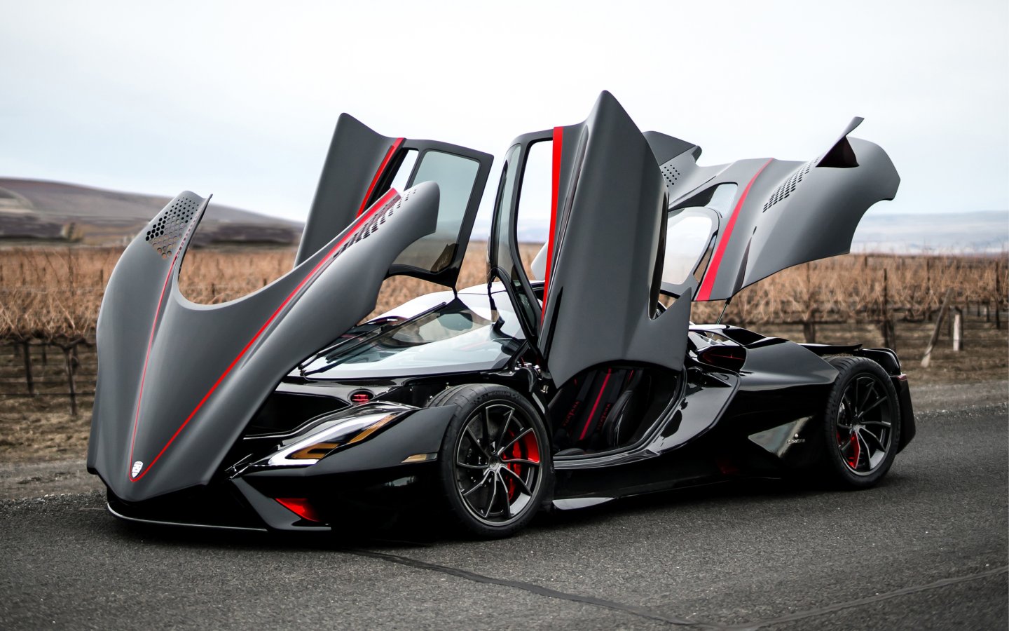 AUTO SNŮ: SSC Tuatara AUTO SNŮ: SSC Tuatara