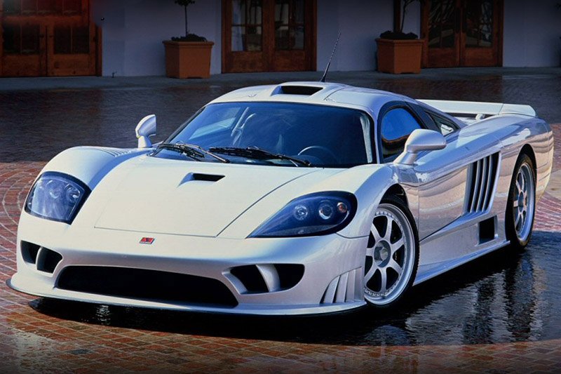 7. Saleen S7 Twin Turbo- je upravená verze původního S7. Sedmilitrový osmiválec Ford s výkonem 750 koní zrychluje z 0 na 100km / h jen za 2,8 s. 7. Saleen S7 Twin Turbo- je upravená verze původního S7. Sedmilitrový osmiválec Ford s výkonem 750 koní zrychluje z 0 na 100km / h jen za 2,8 s.