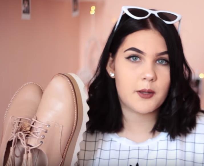 Sugar Denny škemrá o peníze 7 Sugar Denny škemrá o peníze 7
