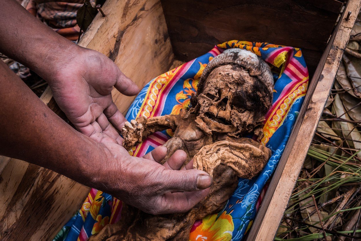 Morbidní rituál s mrtvými 7 Morbidní rituál s mrtvými 7