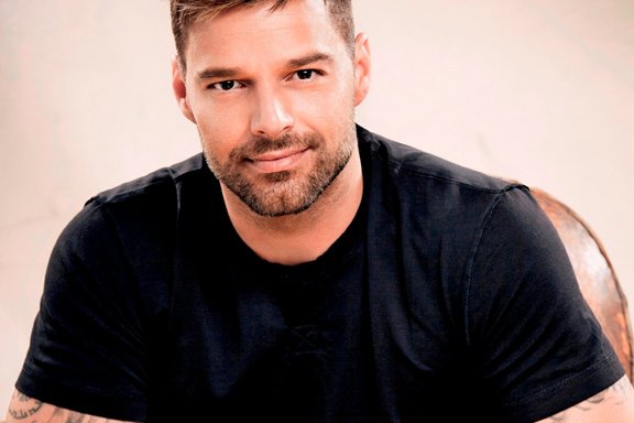 Nad přiznáním Rickyho Martina zaplakala spousta žen Nad přiznáním Rickyho Martina zaplakala spousta žen