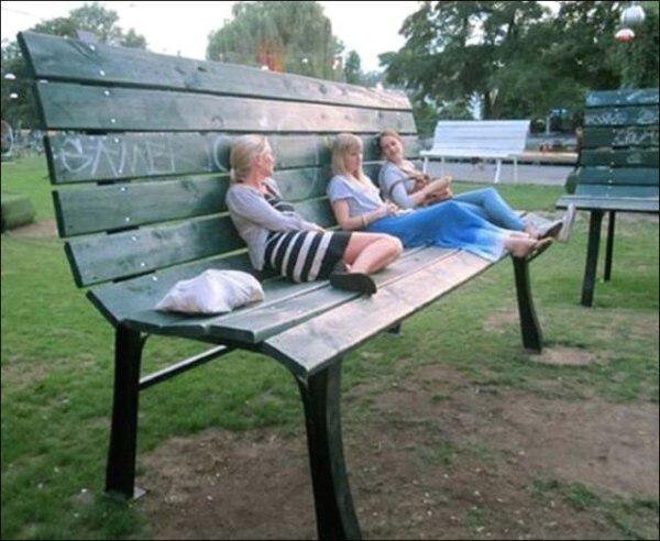 Nejoriginálnější lavičky z parků na celém světě - Obrázek 23 Nejoriginálnější lavičky z parků na celém světě - Obrázek 23