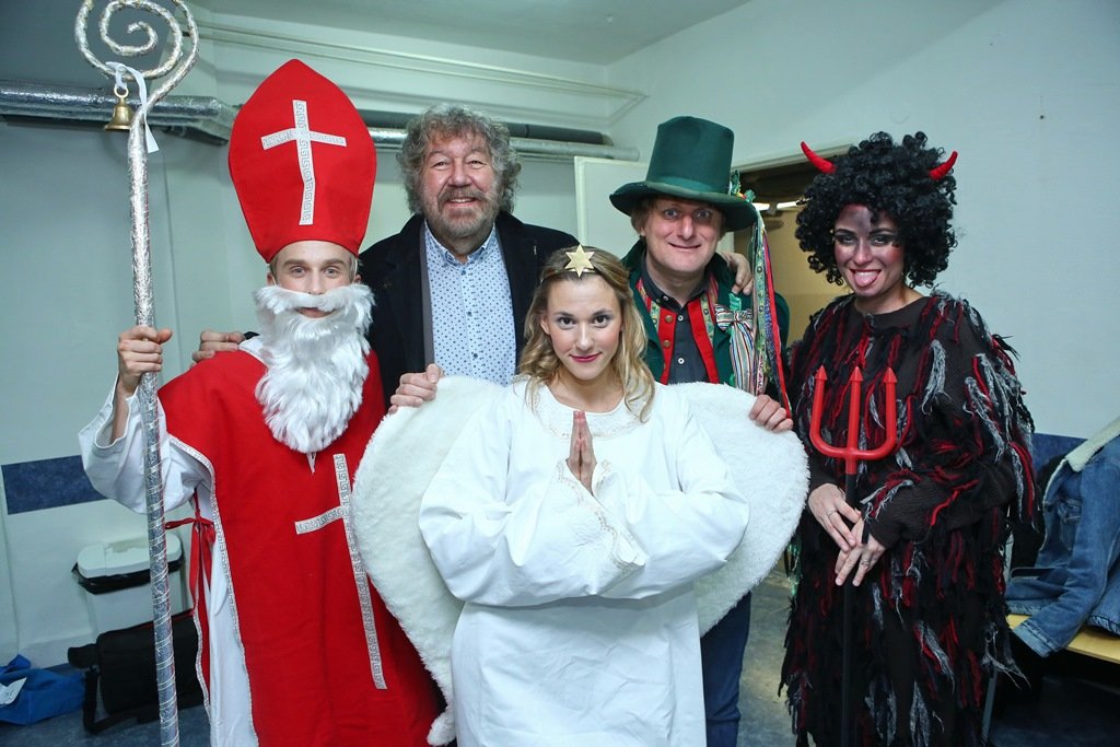 Mikuláš, čert, anděl a vodník Mikuláš, čert, anděl a vodník