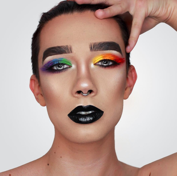 James Charles jako CoverGirl - Obrázek 2 James Charles jako CoverGirl - Obrázek 2