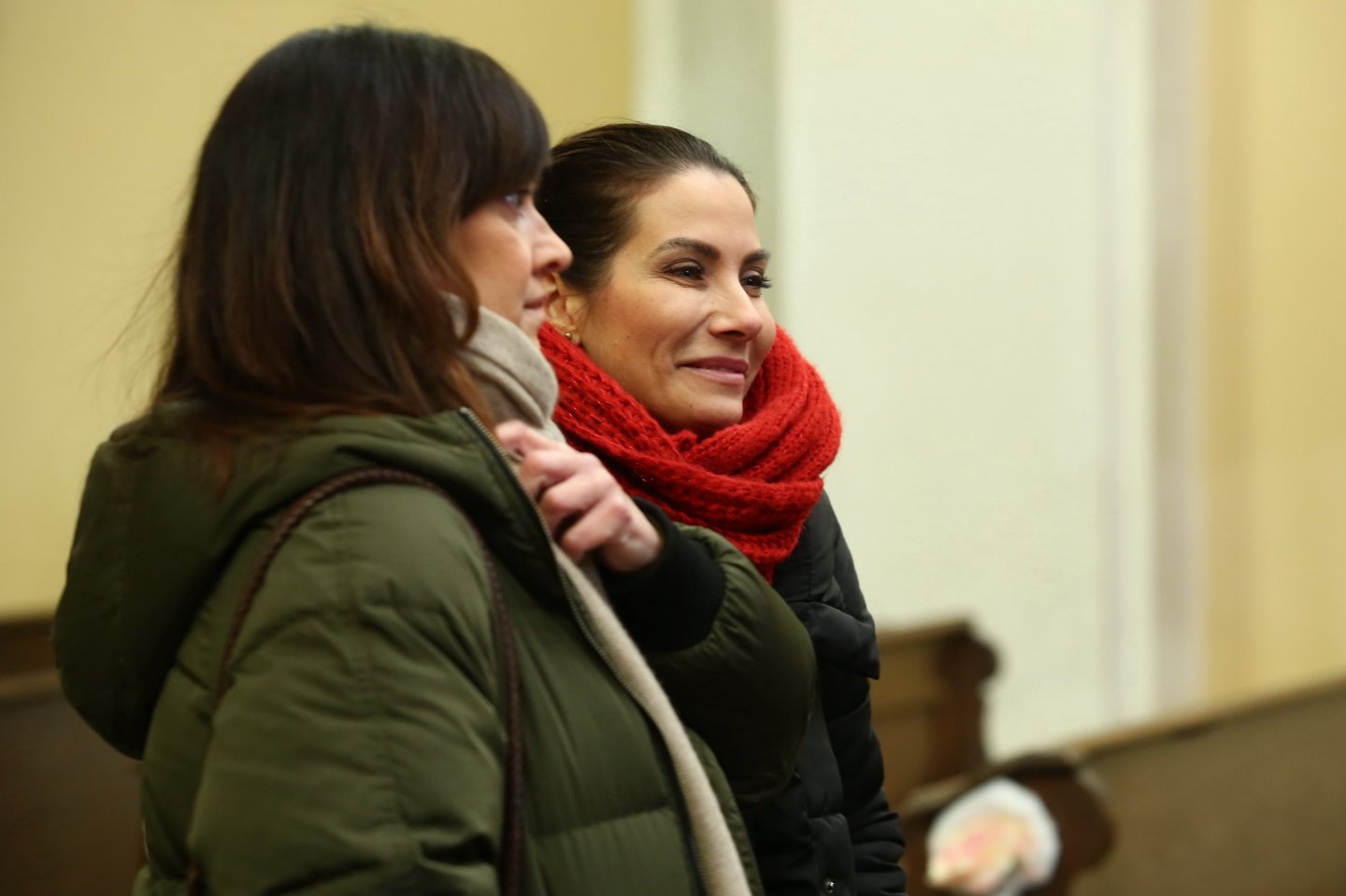 Petra Slaninová Týně upravuje svatební šaty Petra Slaninová Týně upravuje svatební šaty
