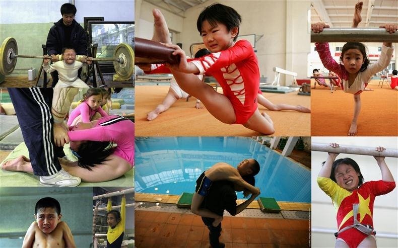 Šokující fotky ze sportovních tréninků dětí v Číně Šokující fotky ze sportovních tréninků dětí v Číně