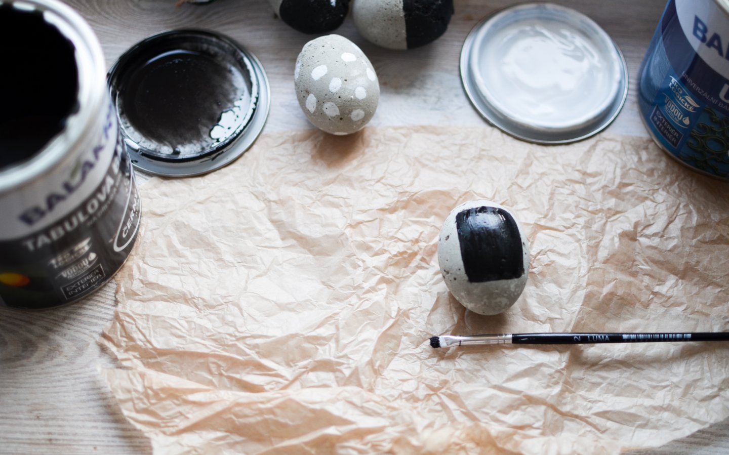 Můžete použít Balakryl, ten se na podobné DIY projekty hodí Můžete použít Balakryl, ten se na podobné DIY projekty hodí