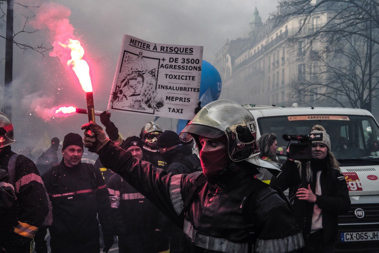 Hasiči protestovali za vyšší plat Hasiči protestovali za vyšší plat