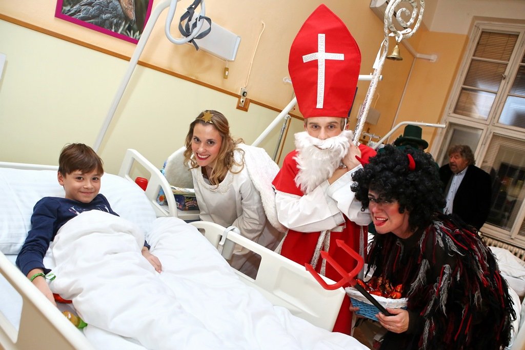 Mikuláš, čert, anděl a vodník Mikuláš, čert, anděl a vodník