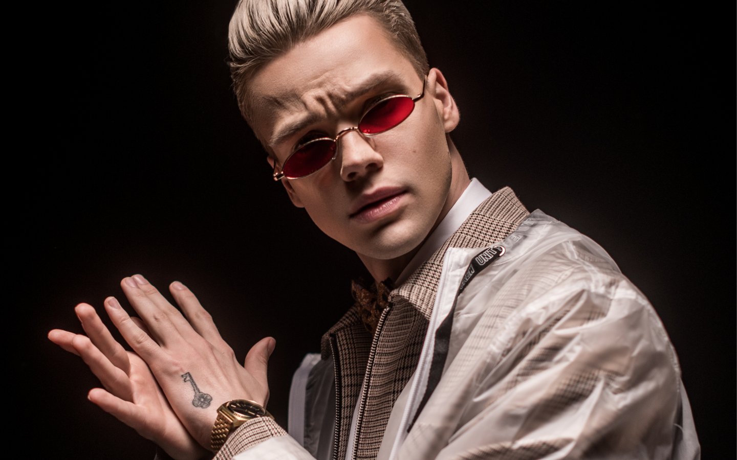 PROFIL: Mikolas Josef PROFIL: Mikolas Josef