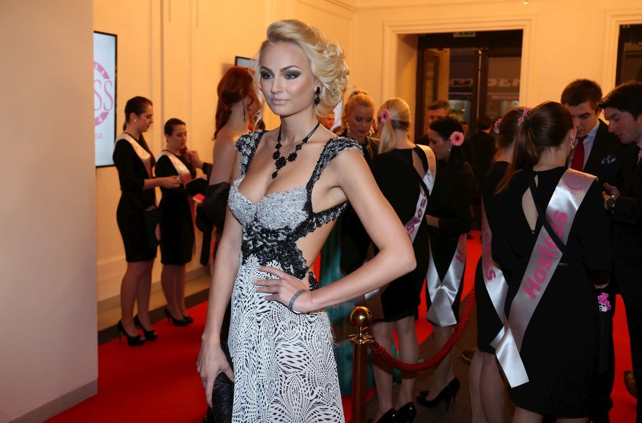 Tereza Fajsková jako antická bohyně Tereza Fajsková jako antická bohyně