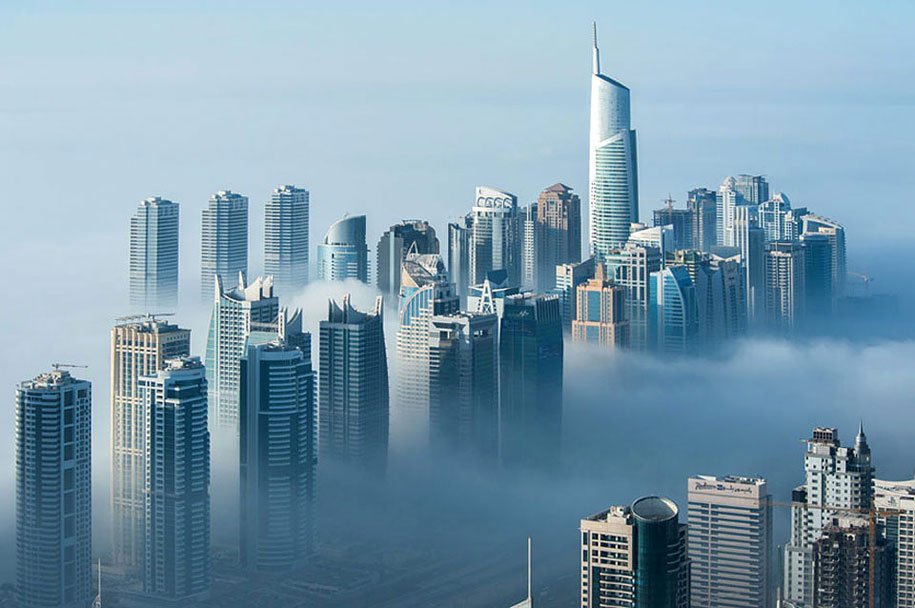 Dubai nafocená z 85 patra Dubai nafocená z 85 patra