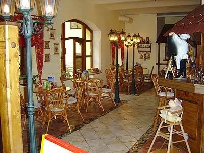 Podle dostupných informací je dnes podnik jako restaurace uzavřen. V rozhovorech majitel pan Vinař sdělil, že díky pořadu Ano, šéfe! zkrachoval Podle dostupných informací je dnes podnik jako restaurace uzavřen. V rozhovorech majitel pan Vinař sdělil, že díky pořadu Ano, šéfe! zkrachoval
