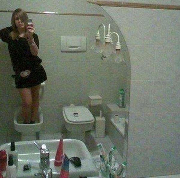 Bizarní galerie selfies - Je tohle vůbec možné? - Obrázek 23 Bizarní galerie selfies - Je tohle vůbec možné? - Obrázek 23