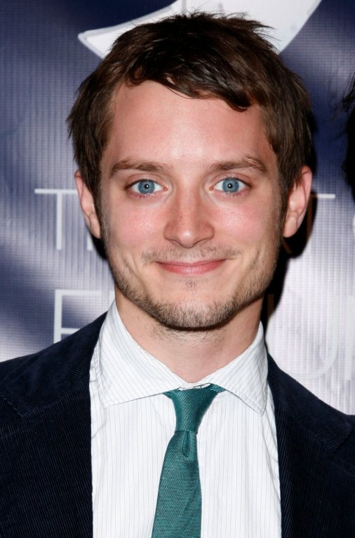 Elijah Wood (40) Elijah Wood (40)