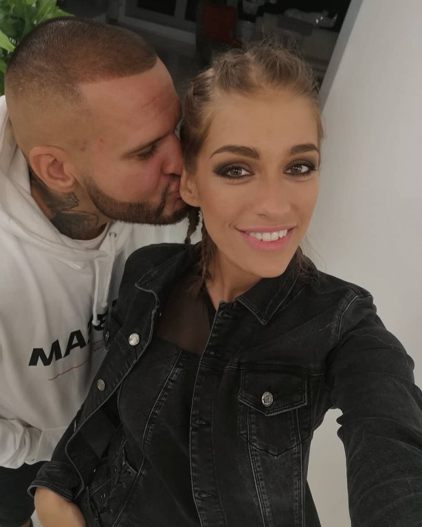 Rytmus požádal Jasminu Alagič o ruku 4 Rytmus požádal Jasminu Alagič o ruku 4