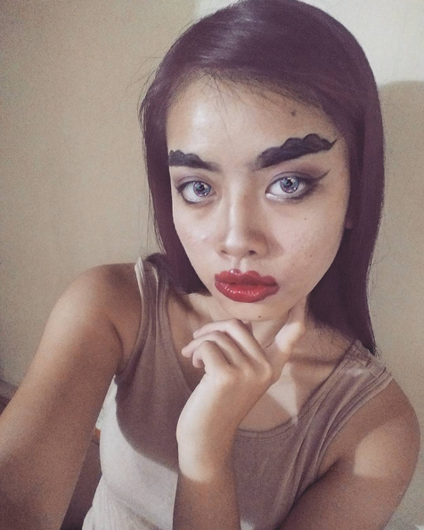 squiggly brows squiggly brows