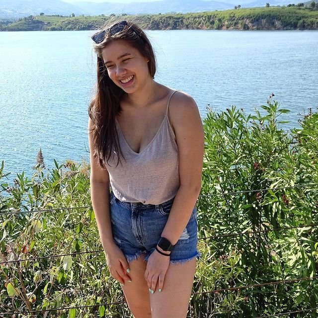 Caroline Crouch (20) Caroline Crouch (20)
