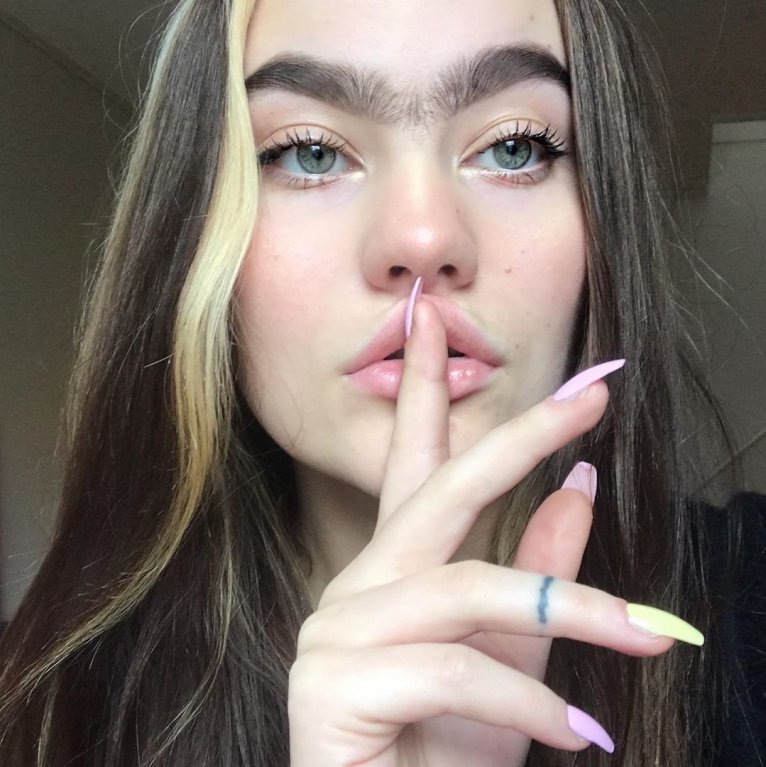 Sarah Marie Clarke (18) Sarah Marie Clarke (18)