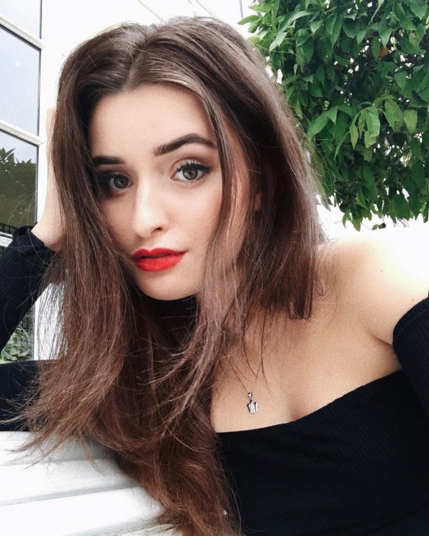 Anna Šulcová - Instagram - Obrázek 3 Anna Šulcová - Instagram - Obrázek 3