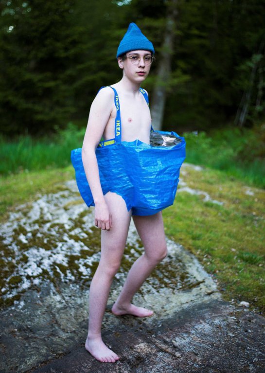 Kreativní móda z IKEA tašek 1 Kreativní móda z IKEA tašek 1