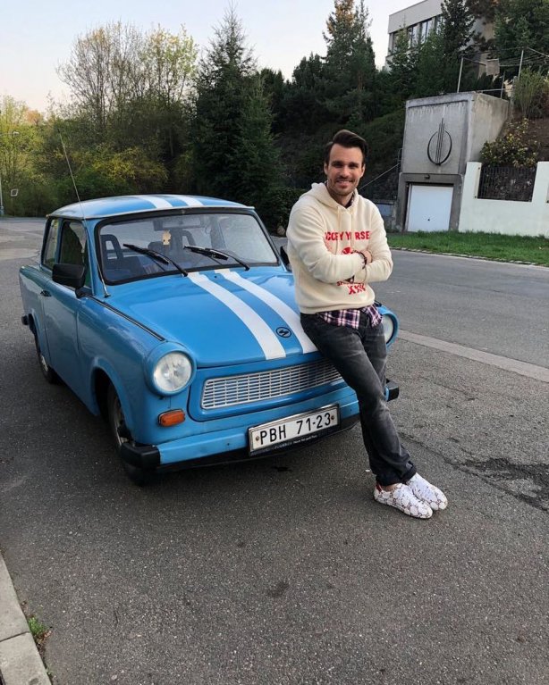 Kazmův odporný prank na Mareše 8 Kazmův odporný prank na Mareše 8