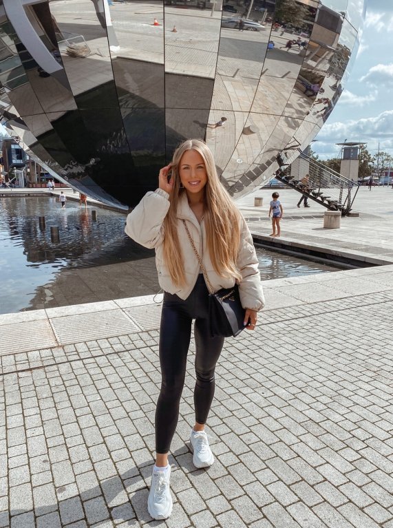 Emma Rose Doherty (23) Emma Rose Doherty (23)