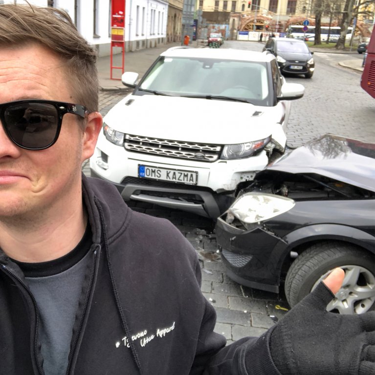 Kazmův odporný prank na Mareše 7 Kazmův odporný prank na Mareše 7