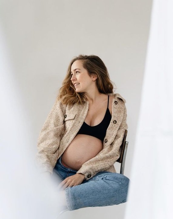 Youtuberce Nicole Ehrenbergerové těhotenství slušelo. Youtuberce Nicole Ehrenbergerové těhotenství slušelo.